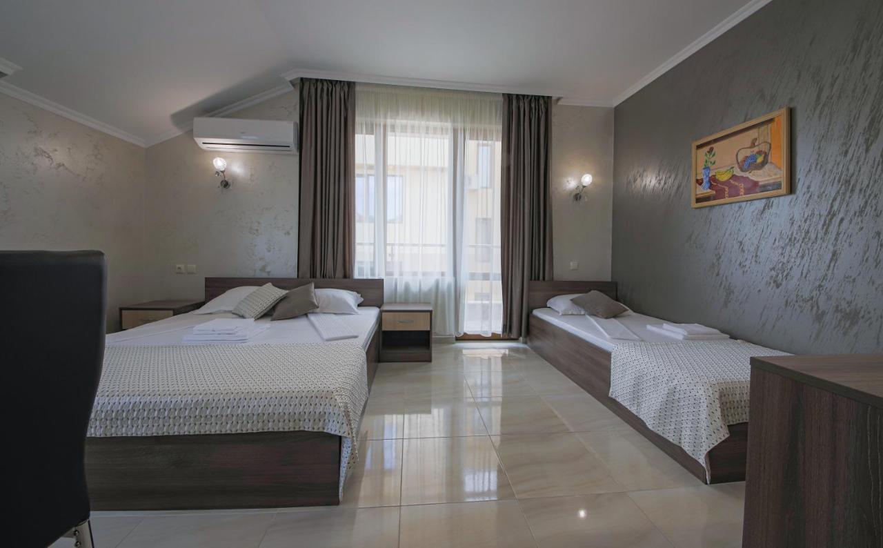 Guesthouse Phoenix Obzor Zewnętrze zdjęcie