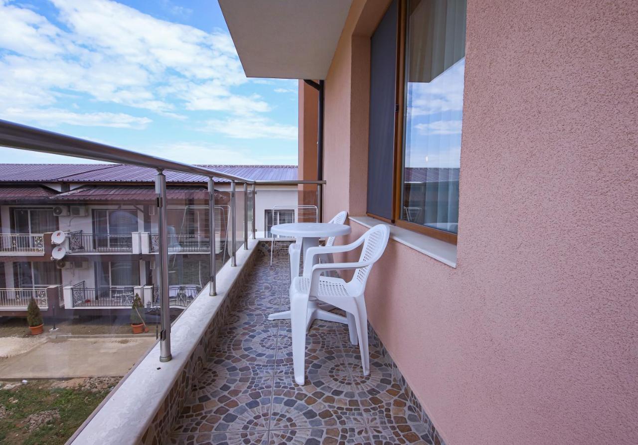 Guesthouse Phoenix Obzor Zewnętrze zdjęcie